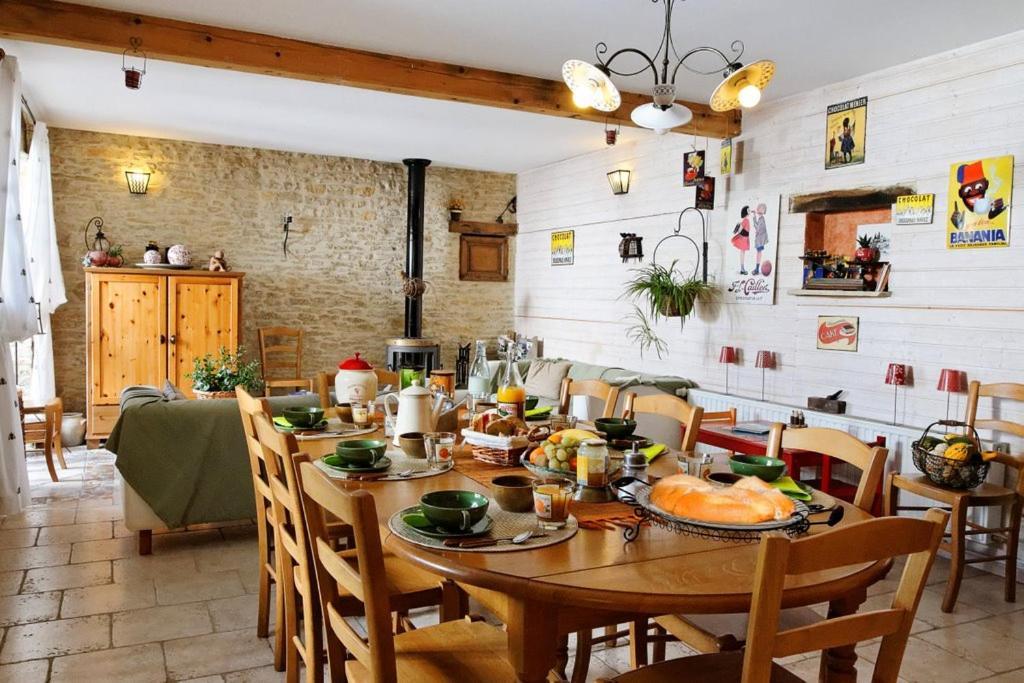 Chambres D'Hotes Soleil Et Cacao Siccieu-Saint-Julien-et-Carisieu エクステリア 写真